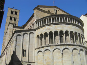 Abside de l'église de Santa Maria, Piazza Grande, Arezzo. Auteur et Copyright Marco Ramerini