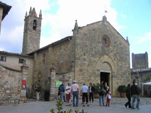 La chiesa Parrocchiale, Monteriggioni, Siena. Autore e Copyright Marco Ramerini