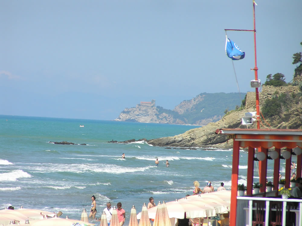 The castle of Rocchette seen from Castiglione della Pescaia. Author and Copyright Marco Ramerini