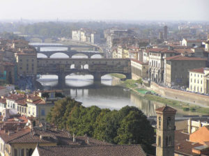 Le Arno et les ponts de Florence. Author and Copyright Marco Ramerini
