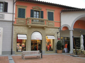 Barberino Designer Outlet, Barberino del Mugello, Firenze.