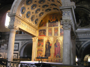 L'Edicola d'Altare a marmi intarsiati (XV secolo). Basilica di San Miniato al Monte, Firenze. Author and Copyright Marco Ramerini