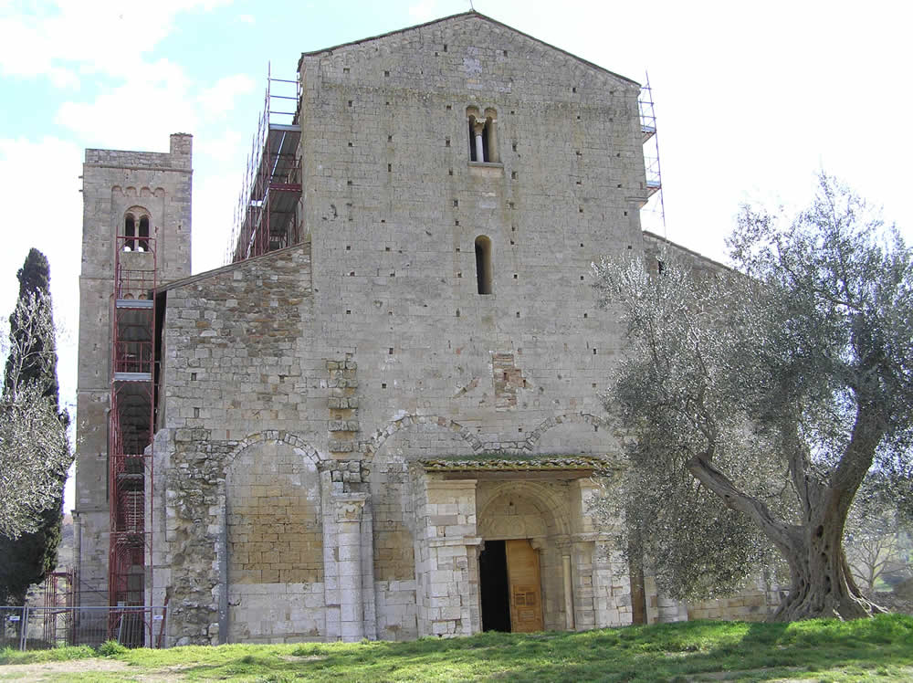 Abbazia di Sant'Antimo, Montalcino, Siena. Author and Copyright Marco Ramerini