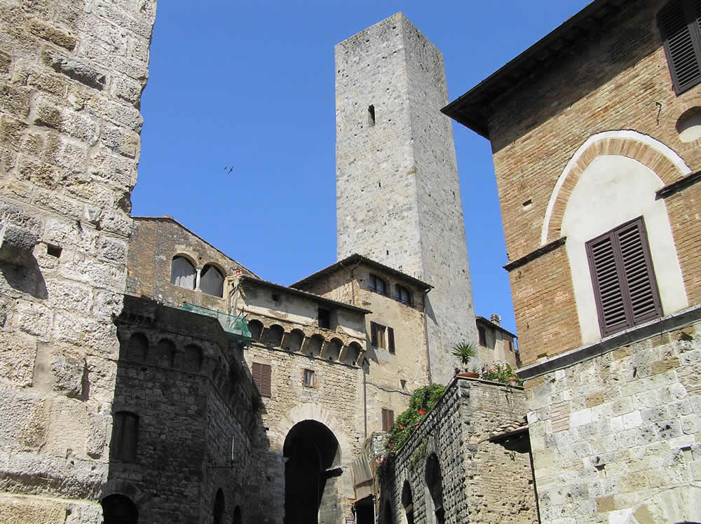 Arco dei Becci, San Gimignano, Siena. Author and Copyright Marco Ramerini