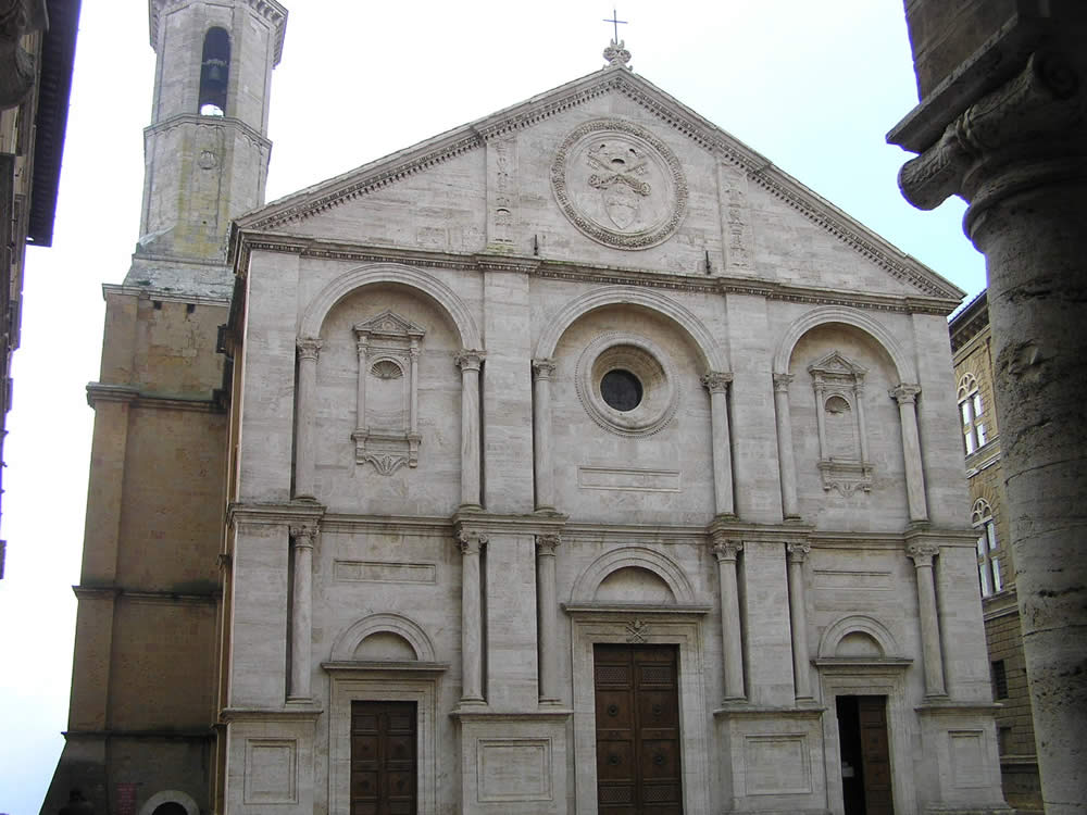 Duomo, Pienza, Val d'Orcia, Siena. Author and Copyright Marco Ramerini.