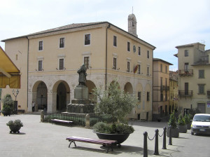 Il Palazzo del Municipio, Sarteano, Siena. Author and Copyright Marco Ramerini