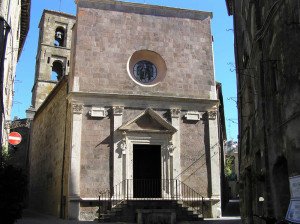 La facciata della Chiesa di Santa Maria, Pitigliano, Grosseto. Author and Copyright Marco Ramerini