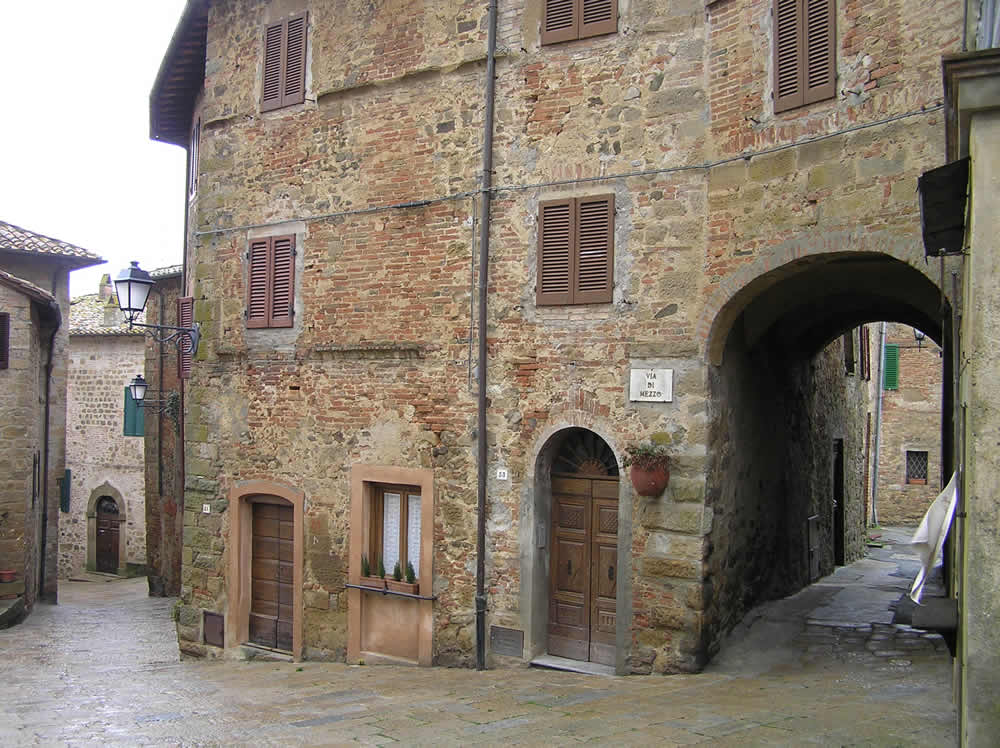 Monticchiello, Val d'Orcia, Siena. Author and Copyright Marco Ramerini,