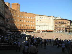 Piazza del Campo, Sienne. Auteur et Copyright Marco Ramerini