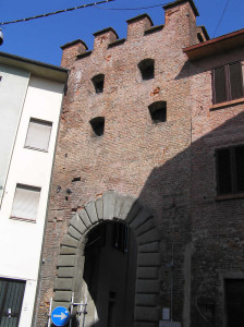 Porta Fiorentina o Porta Vettori, Altopascio, Lucca. Author and Copyright Marco Ramerini