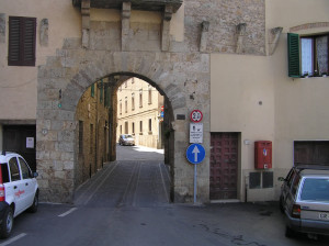 Porta San Rocco (lato esterno), Massa Marittima, Grosseto. Author and Copyright Marco Ramerini