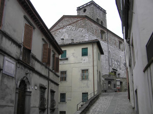 Una via di Coreglia Antelminelli, Lucca. Author and Copyright Marco Ramerini