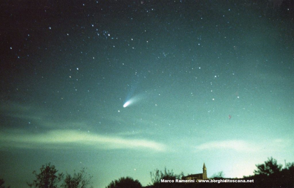 La cometa Hale Bopp. Autore e Copyright Marco Ramerini