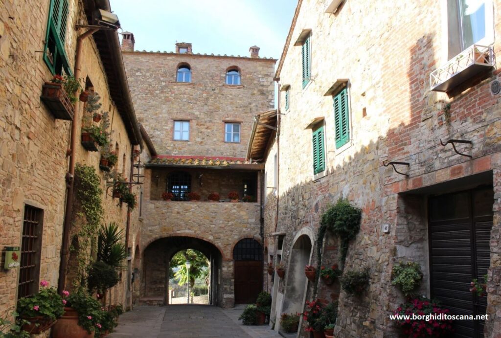 San Donato in Poggio. Autore e Copyright Marco Ramerini.